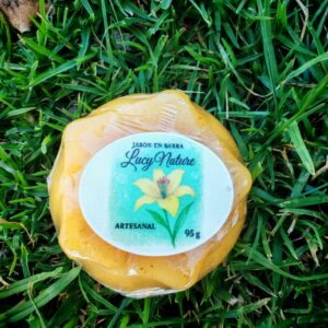 Lucy Nature jabón barra caléndula y miel 95g